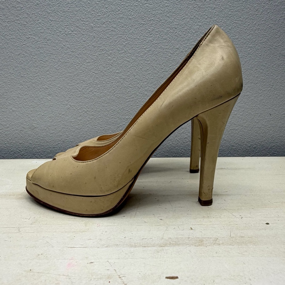 Mercanti Florentini Biege Leather Heels Size 5.5